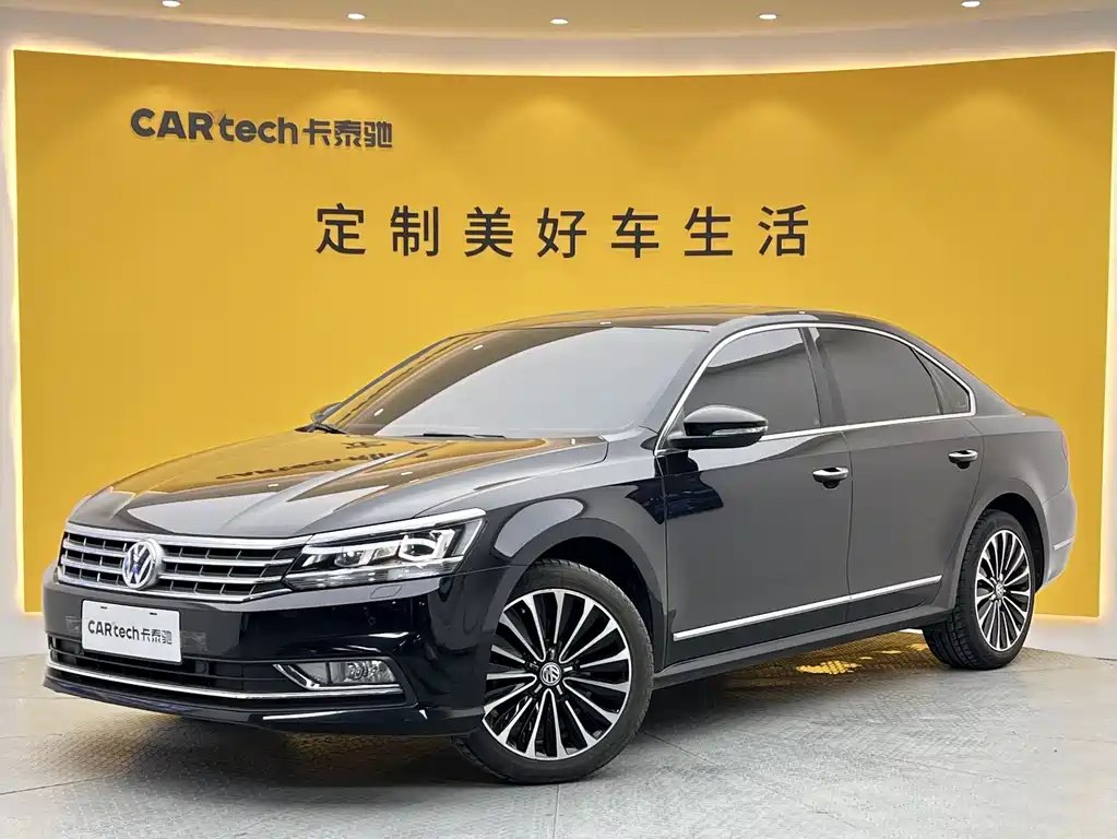 Volkswagen Passat 2018 — фото 1