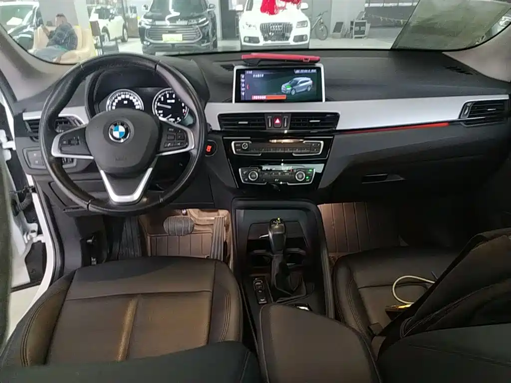 BMW X1 2018 — фото 10