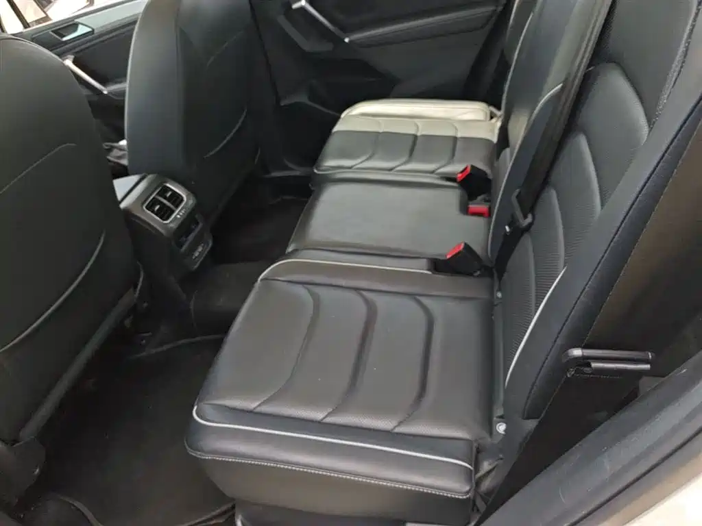 Volkswagen Tiguan L 2019 — фото 17