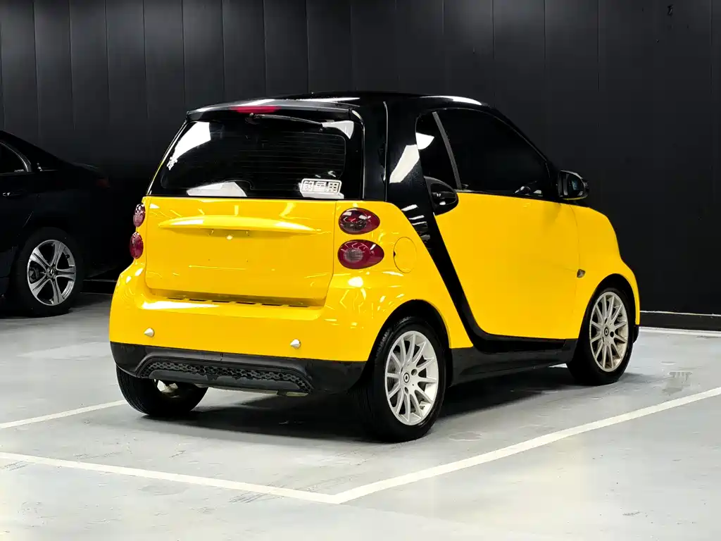 smart Fortwo 2012 — фото 15