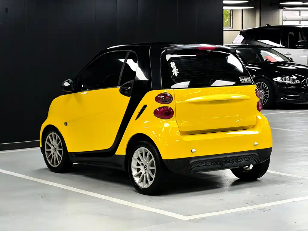 smart Fortwo 2012 — фото 17