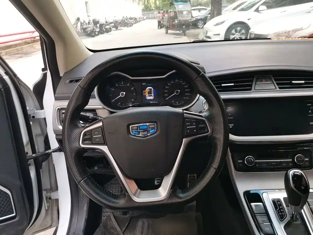 Geely Emgrand GS 2018 — фото 7