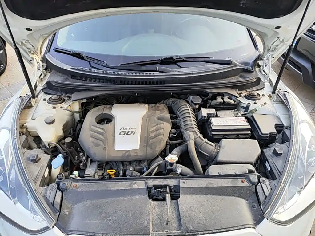 Hyundai Veloster 2015 — фото 20