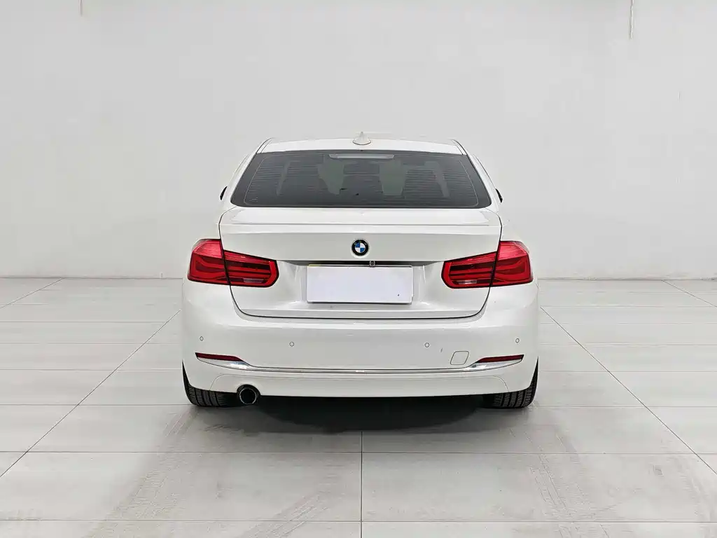 BMW 3 Series 2017 — фото 4