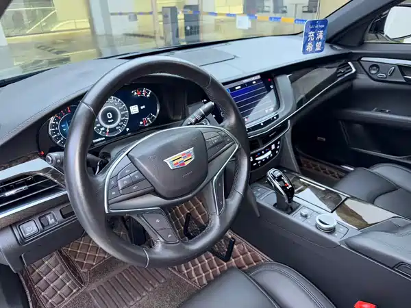 Cadillac CT6 2022