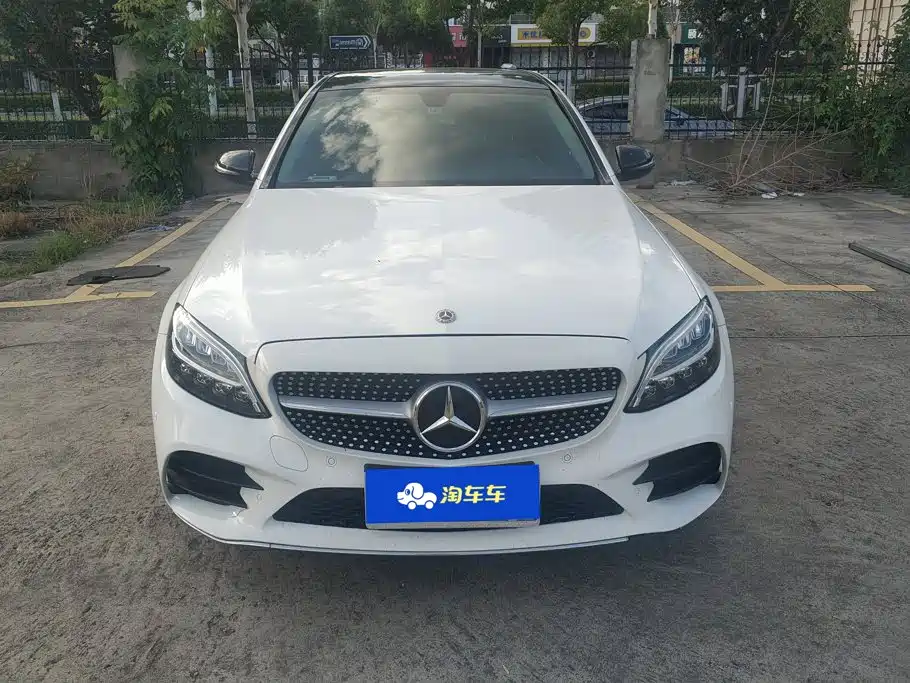 Mercedes-Benz C-Class 2020