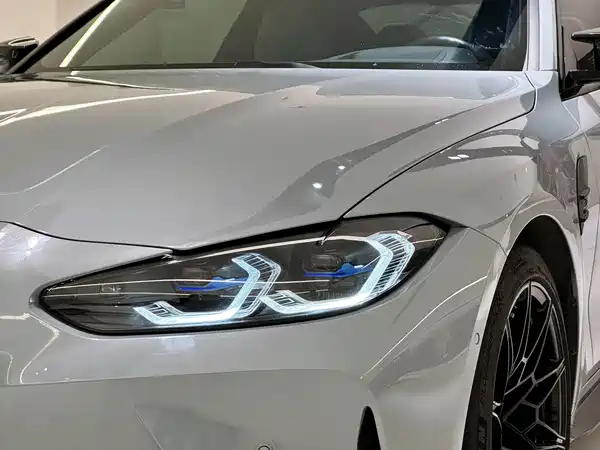 BMW M4 2022