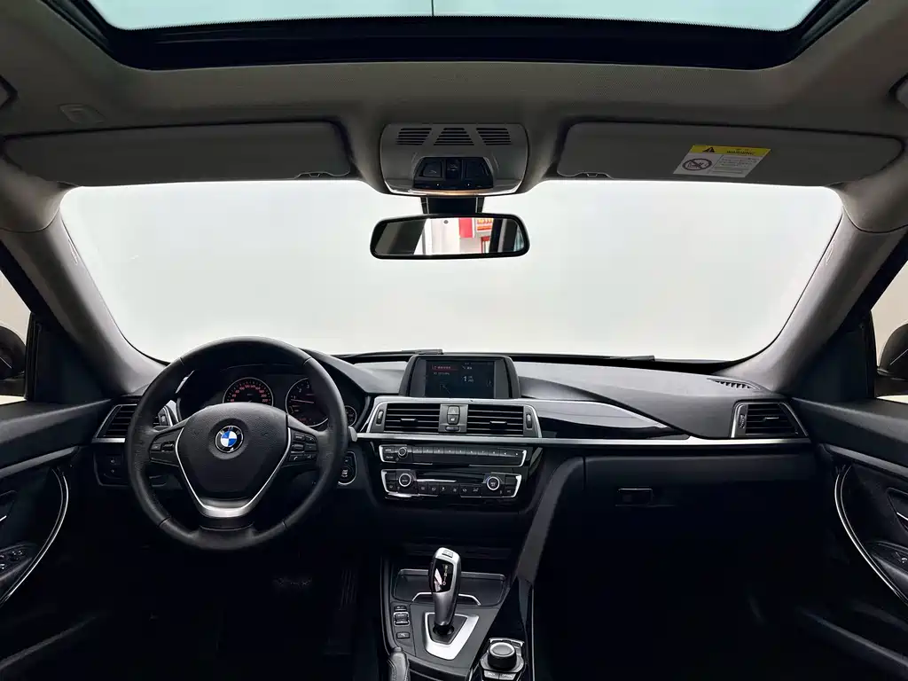 BMW 3 Series GT 2017 — фото 8