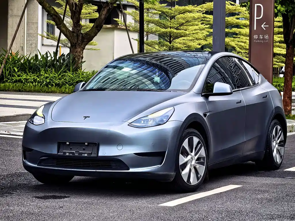 Tesla Model Y 2022 — фото 1
