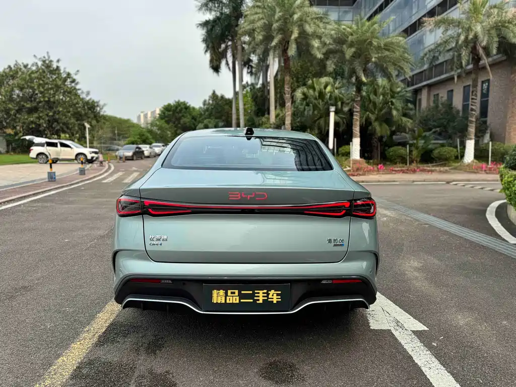 BYD Seal 06 2025 — фото 15