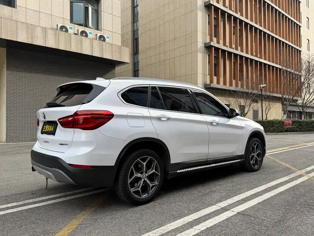 BMW X1 2018 — фото 23