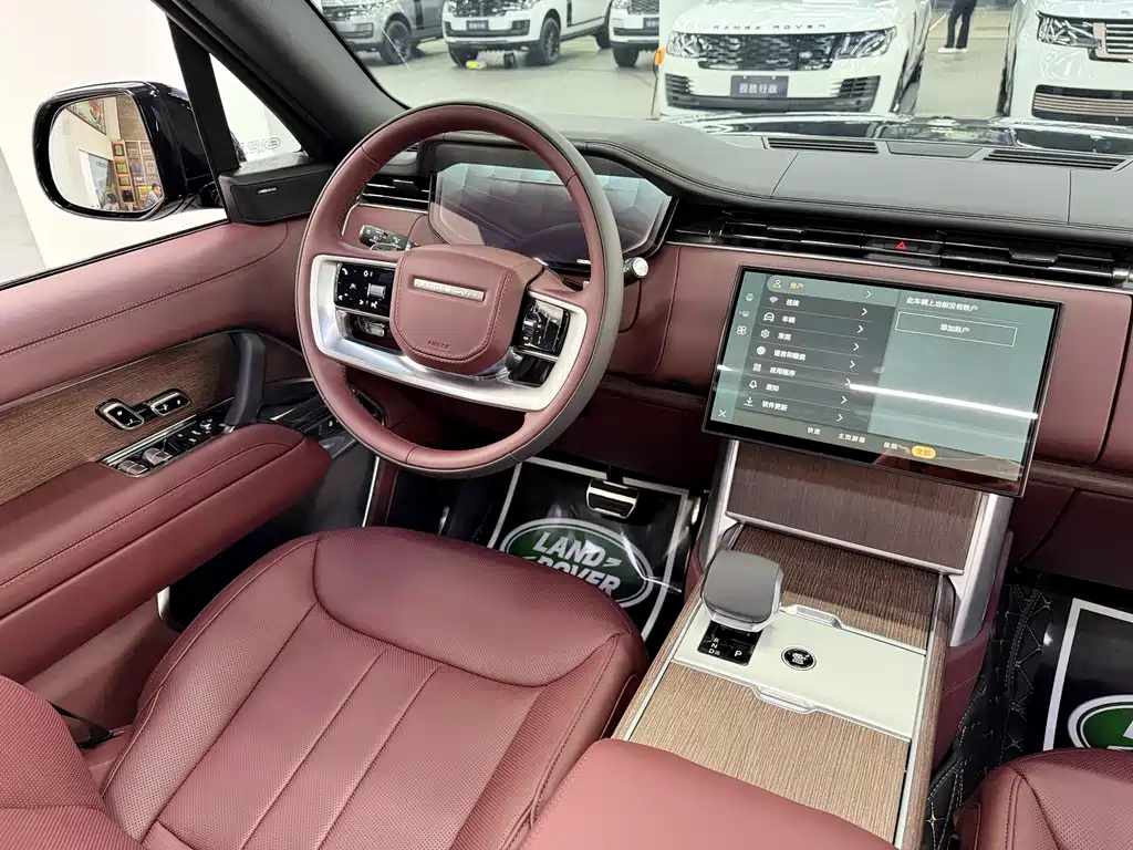 Land Rover Range Rover 2024 — фото 14