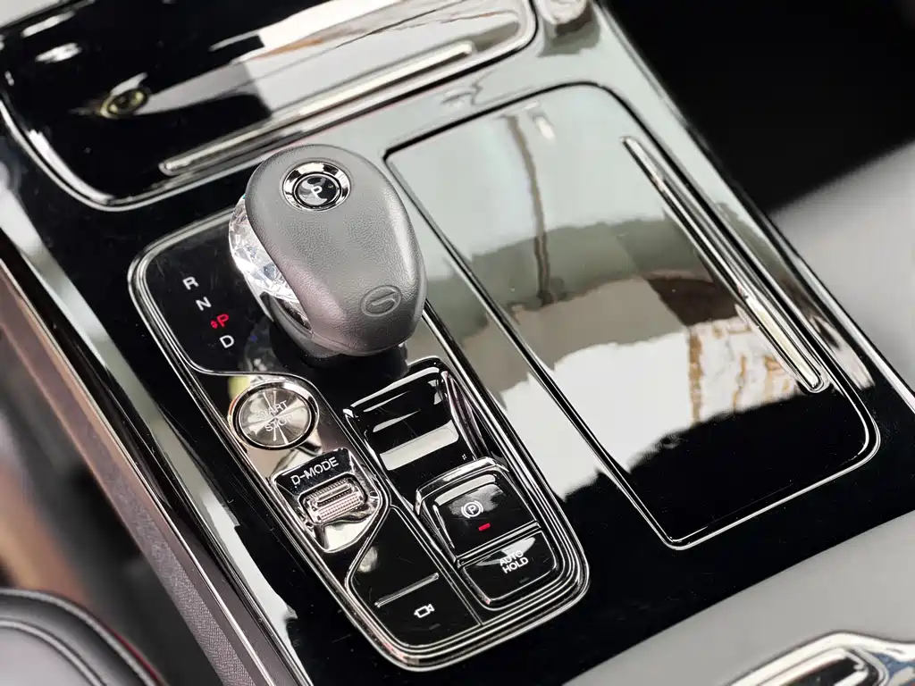 GAC Motor Trumpchi M8 2023 — фото 20