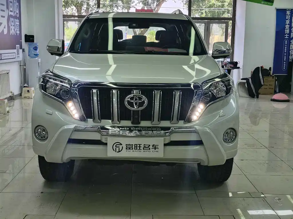 Toyota Prado 2018 — фото 2