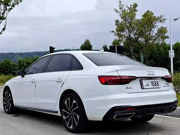 Audi A4L 2023