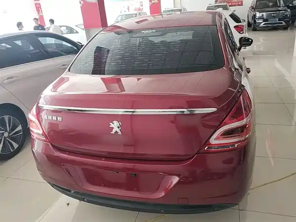 Peugeot 308 2014