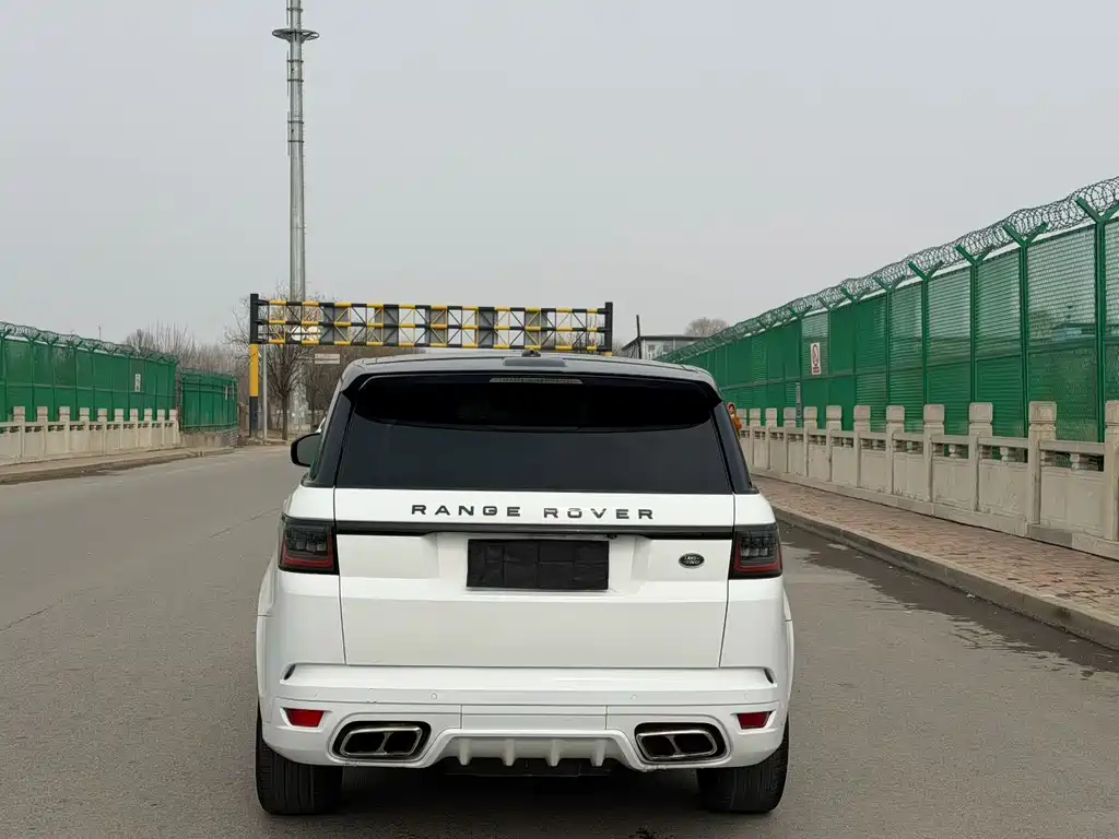 Land Rover Range Rover Sport 2015 — фото 8
