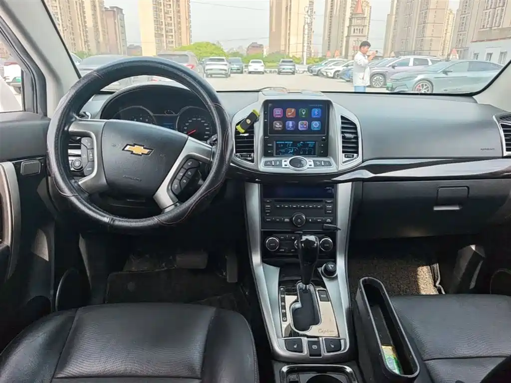 Chevrolet Captiva 2017 — фото 13