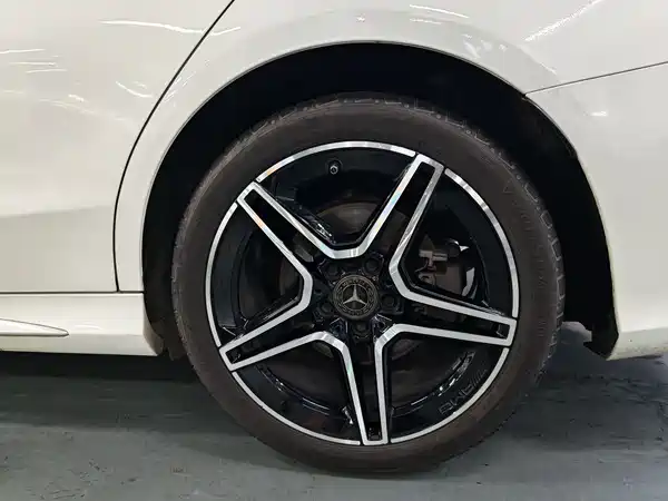 Mercedes-Benz C-Class 2021