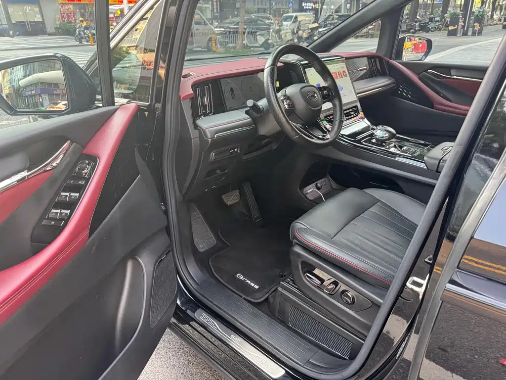 GAC Motor Trumpchi M8 2023 — фото 3
