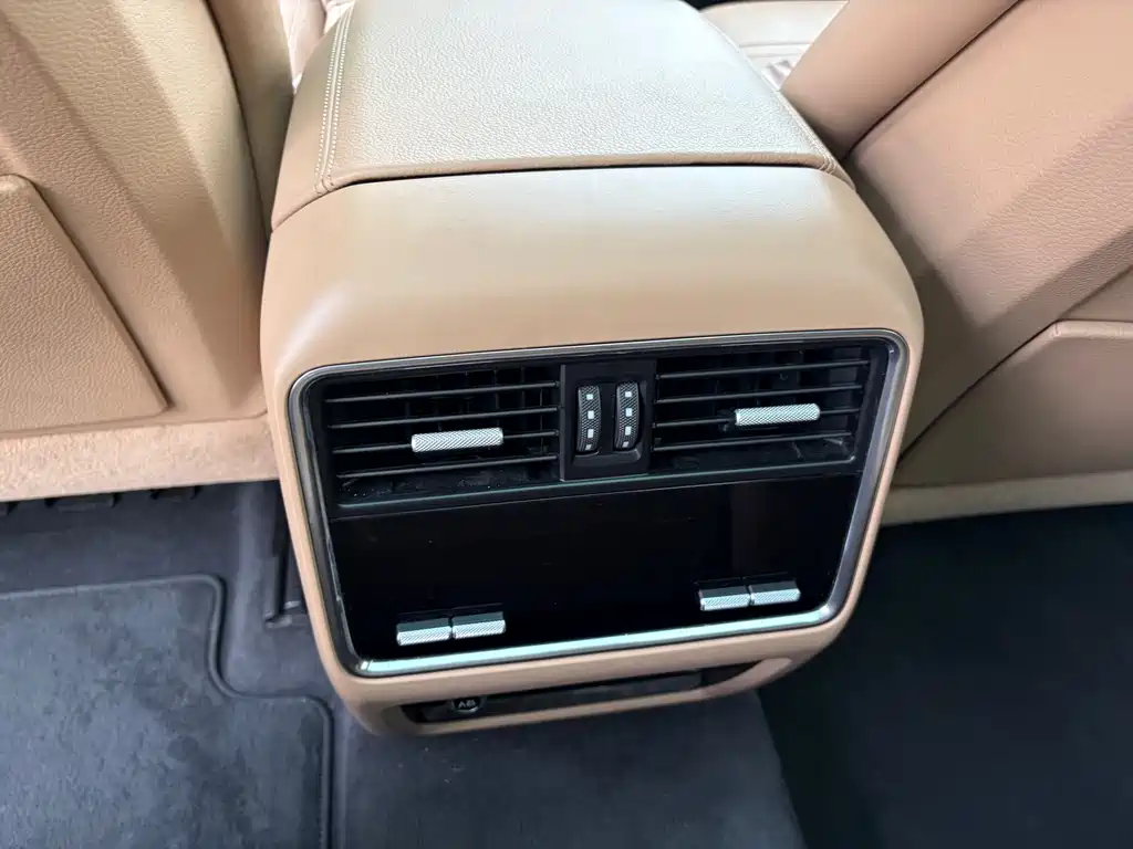 Porsche Cayenne 2020 — фото 9