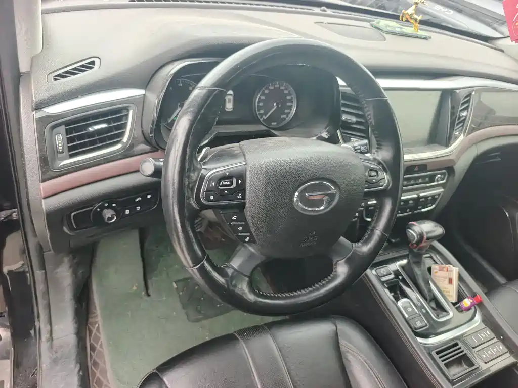 GAC Motor Trumpchi GS8 2018 — фото 8
