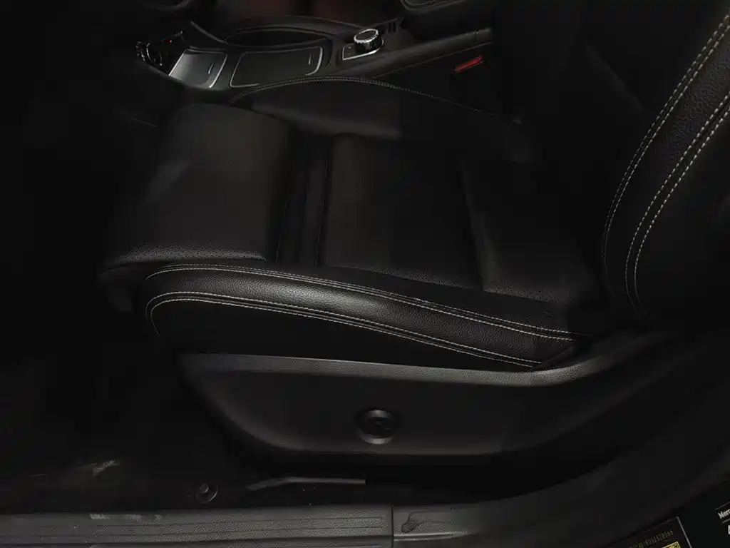 Mercedes-Benz GLA 2018 — фото 20