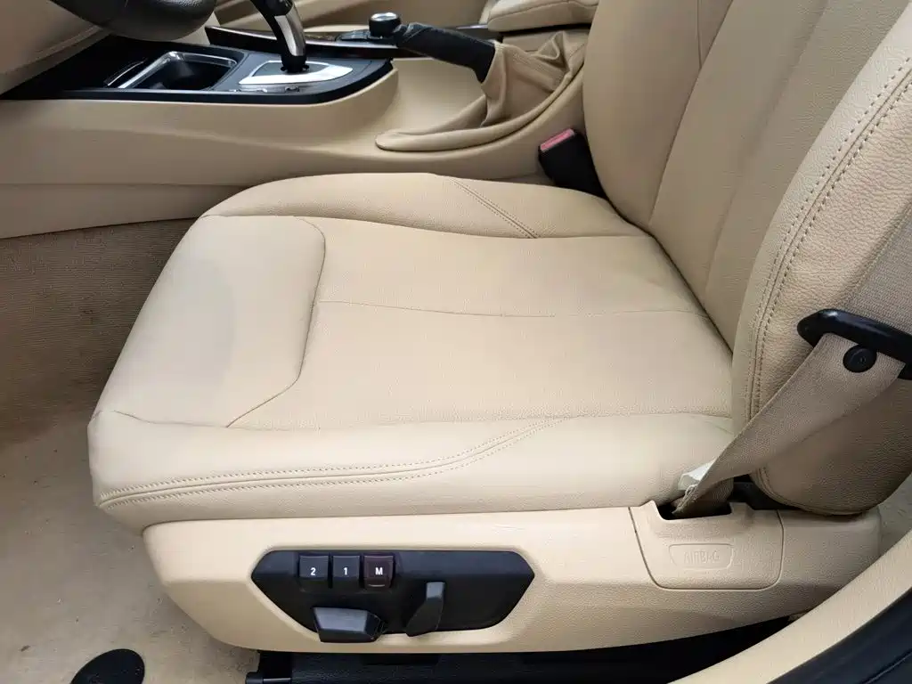 BMW 3 Series 2013 — фото 20