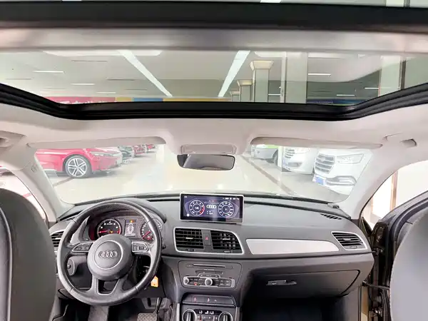 Audi Q3 2016