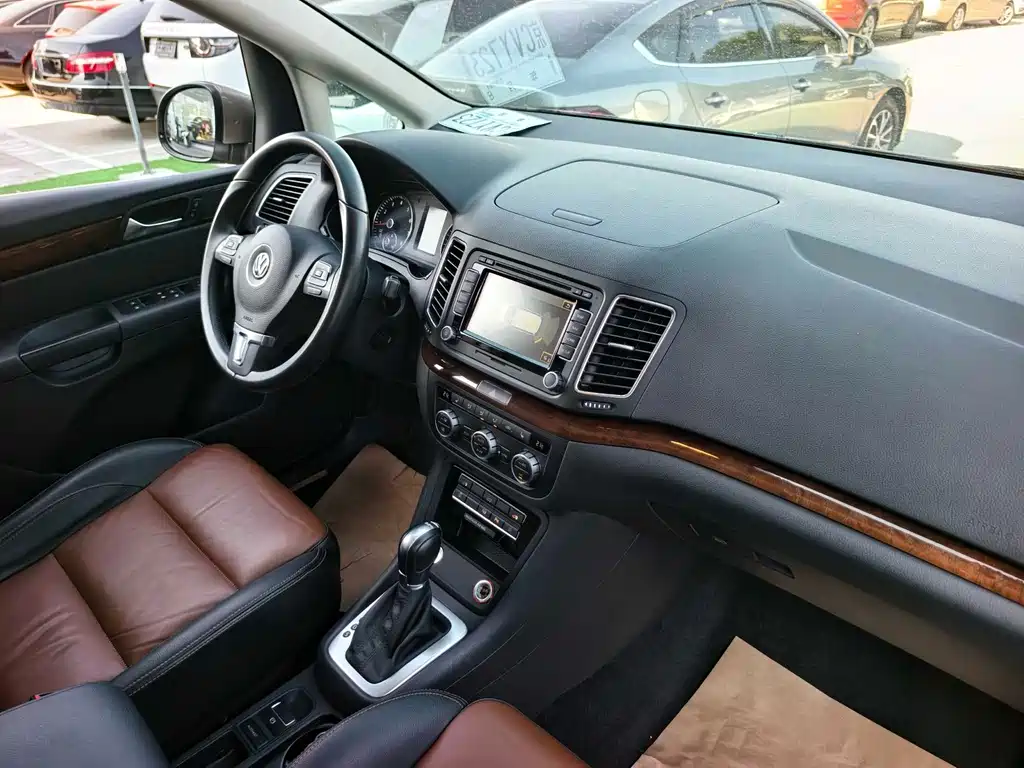 Volkswagen Sharan 2016 — фото 21