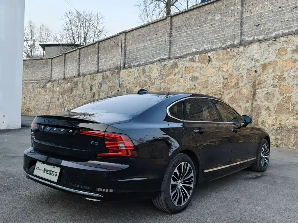 Volvo S90 2024 — фото 9