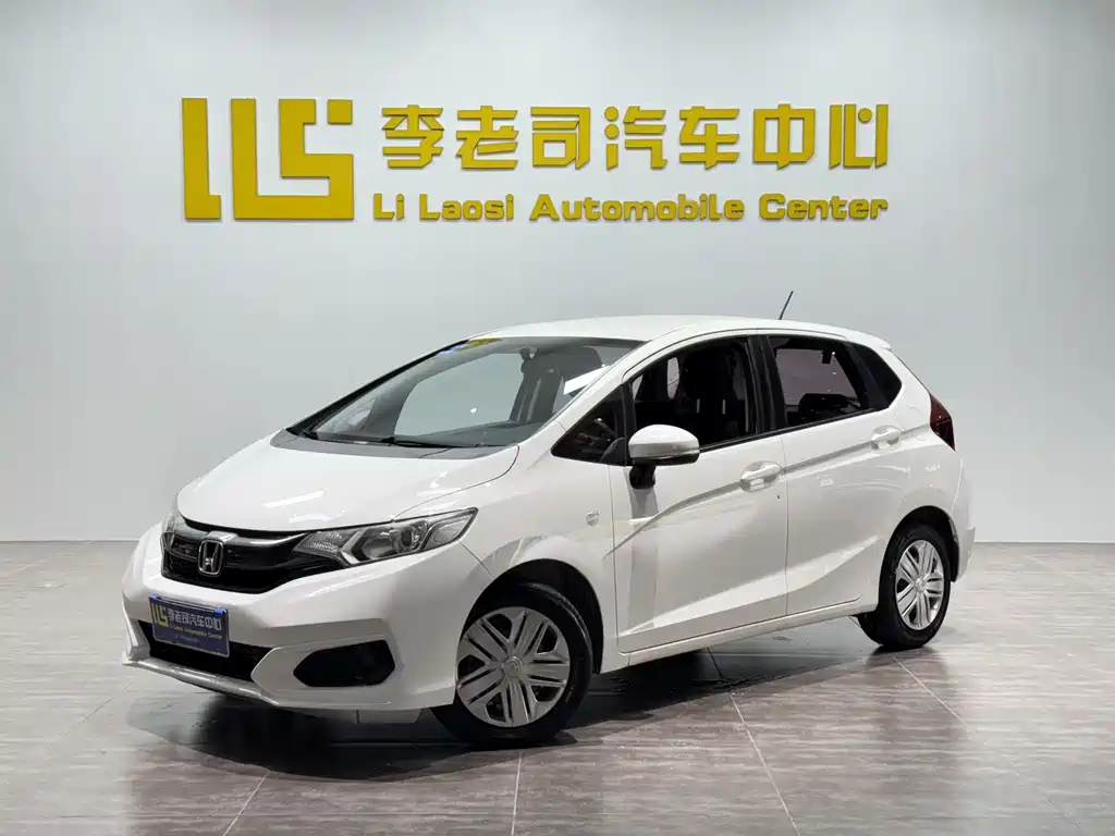 Honda Fit 2018 — фото 1