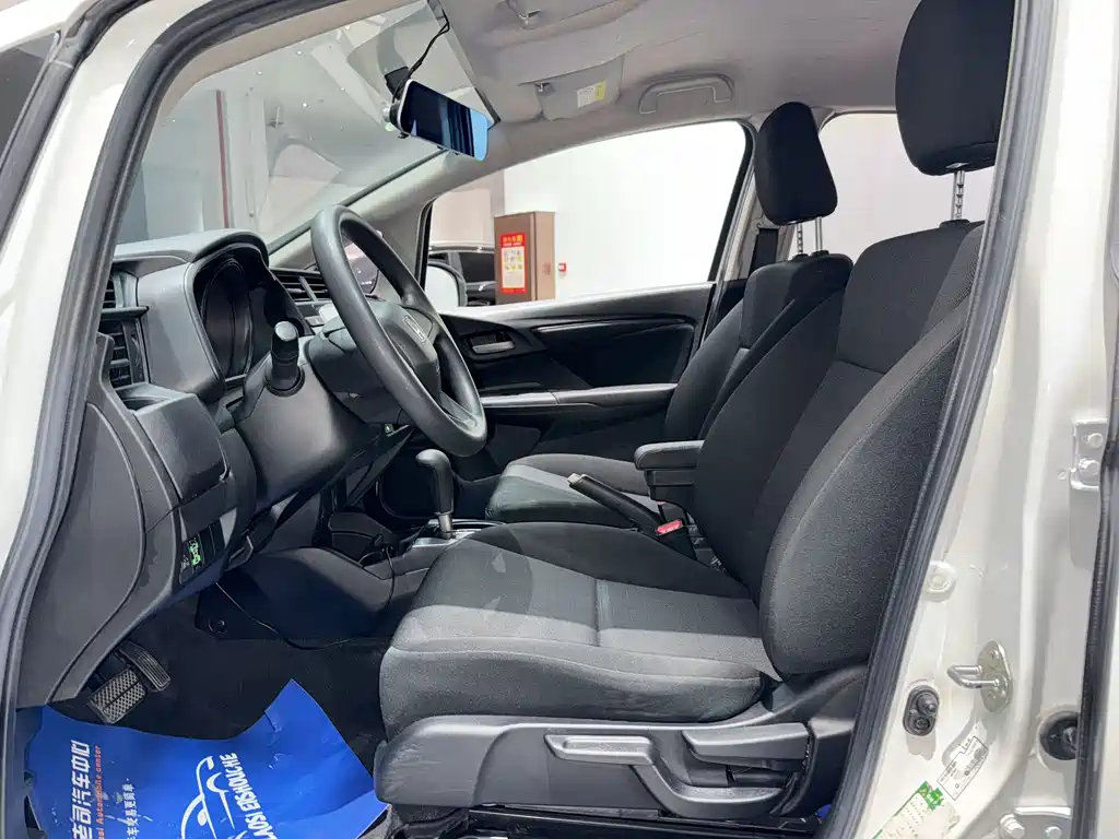 Honda Fit 2018 — фото 15