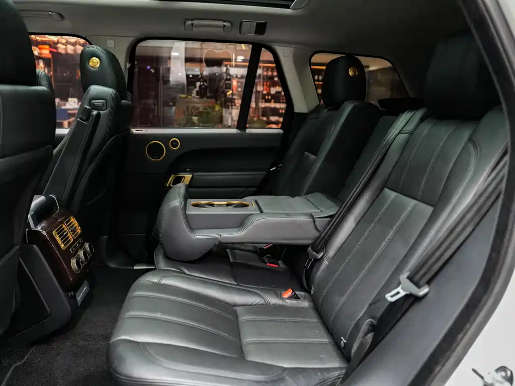 Land Rover Range Rover 2017 — фото 27