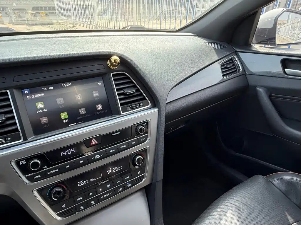 Hyundai Sonata 2017 — фото 17