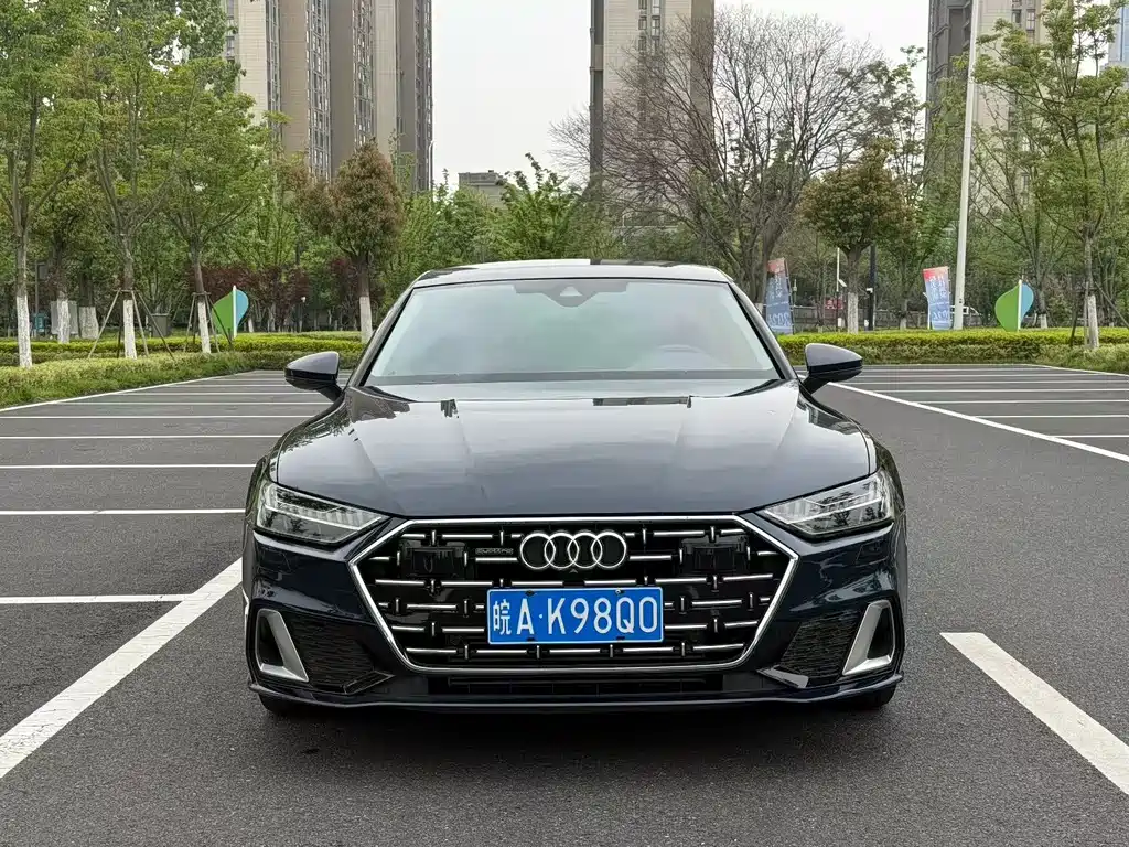 Audi A7L 2023 — фото 2