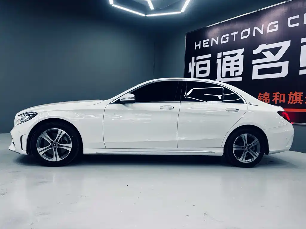Mercedes-Benz C-Class 2019 — фото 2