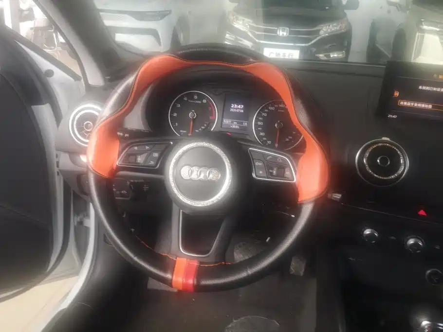 Audi A3 2021 — фото 15