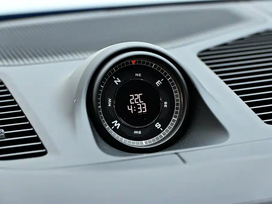 Porsche Cayenne New Energy 2024 — фото 18