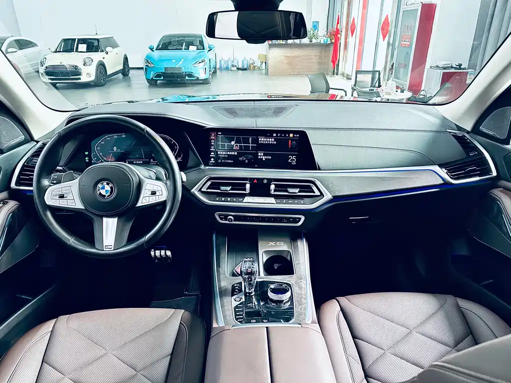 BMW X5 2023 — фото 11