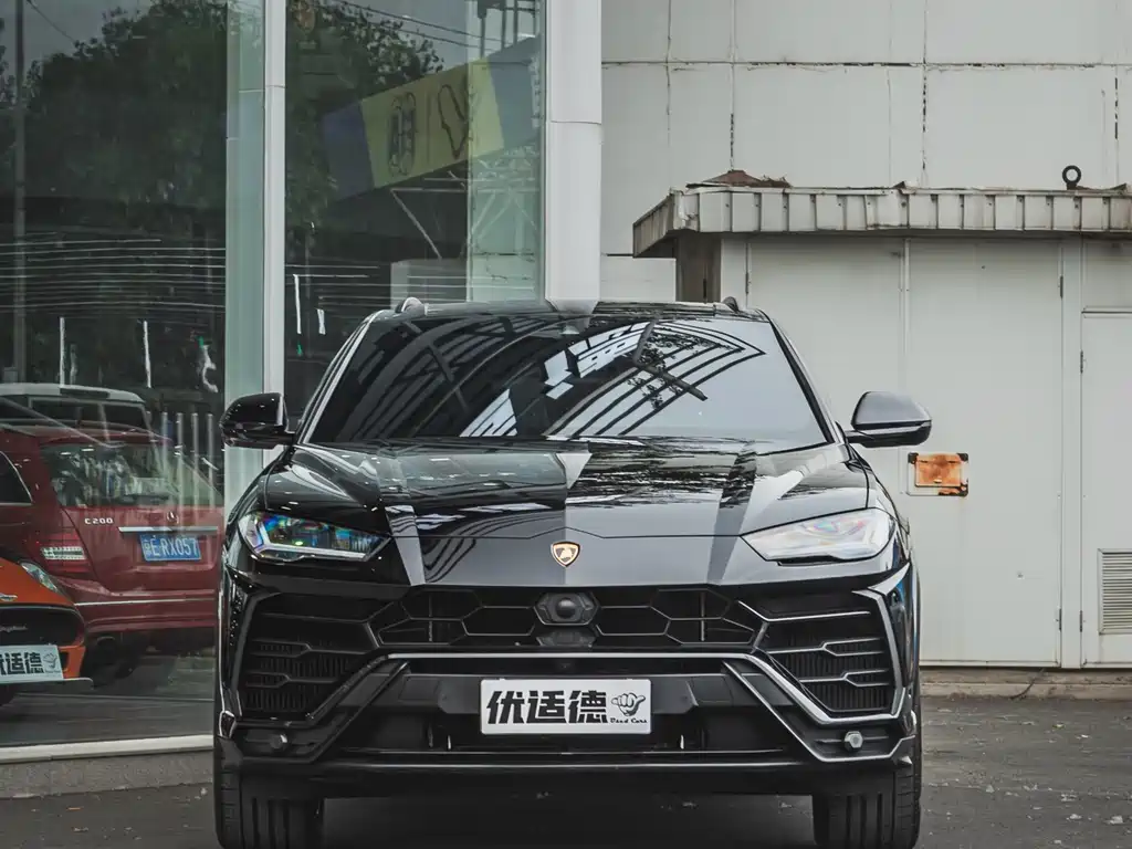 Lamborghini Urus 2021 — фото 2