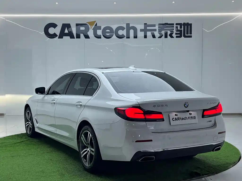 BMW 5 Series 2022