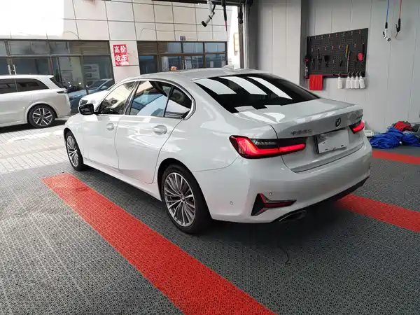BMW 3 Series 2020