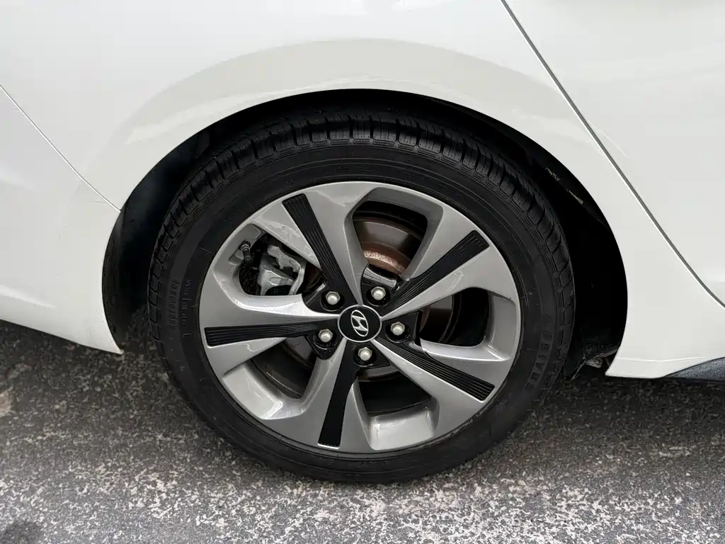 Hyundai Fista 2020 — фото 20