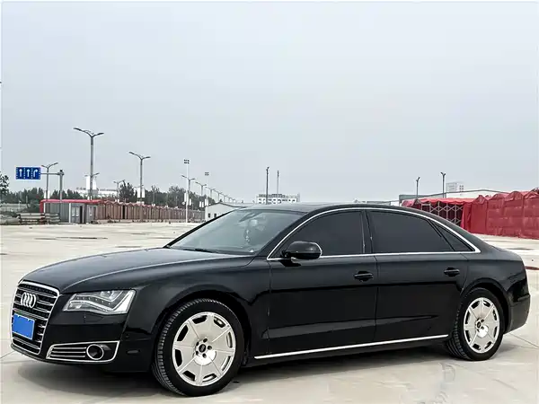 Audi A8 2013