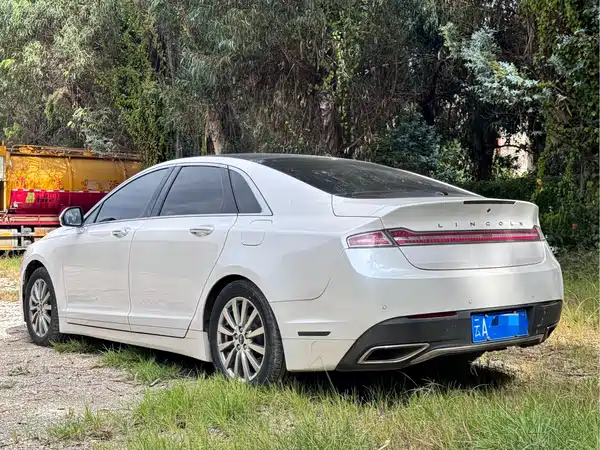 Lincoln MKZ 2019