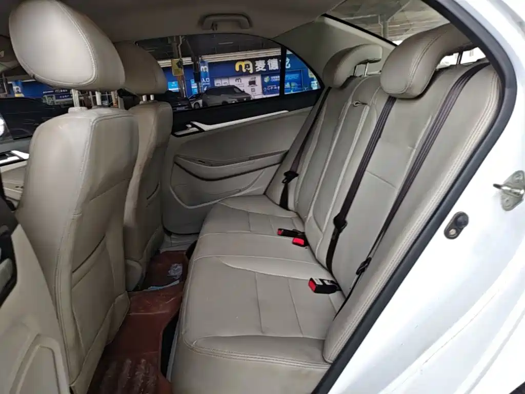 Geely Vision 2015 — фото 17