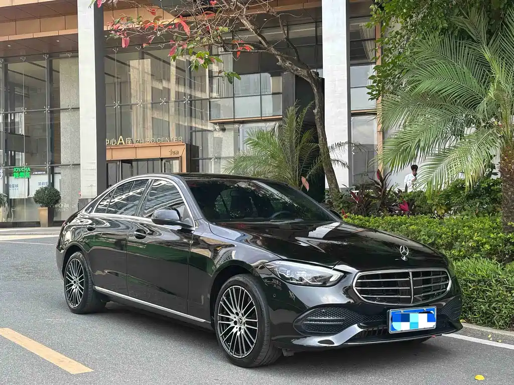 Mercedes-Benz C-Class 2023