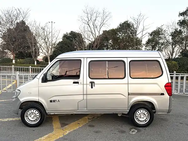 Wuling Sunshine 2015