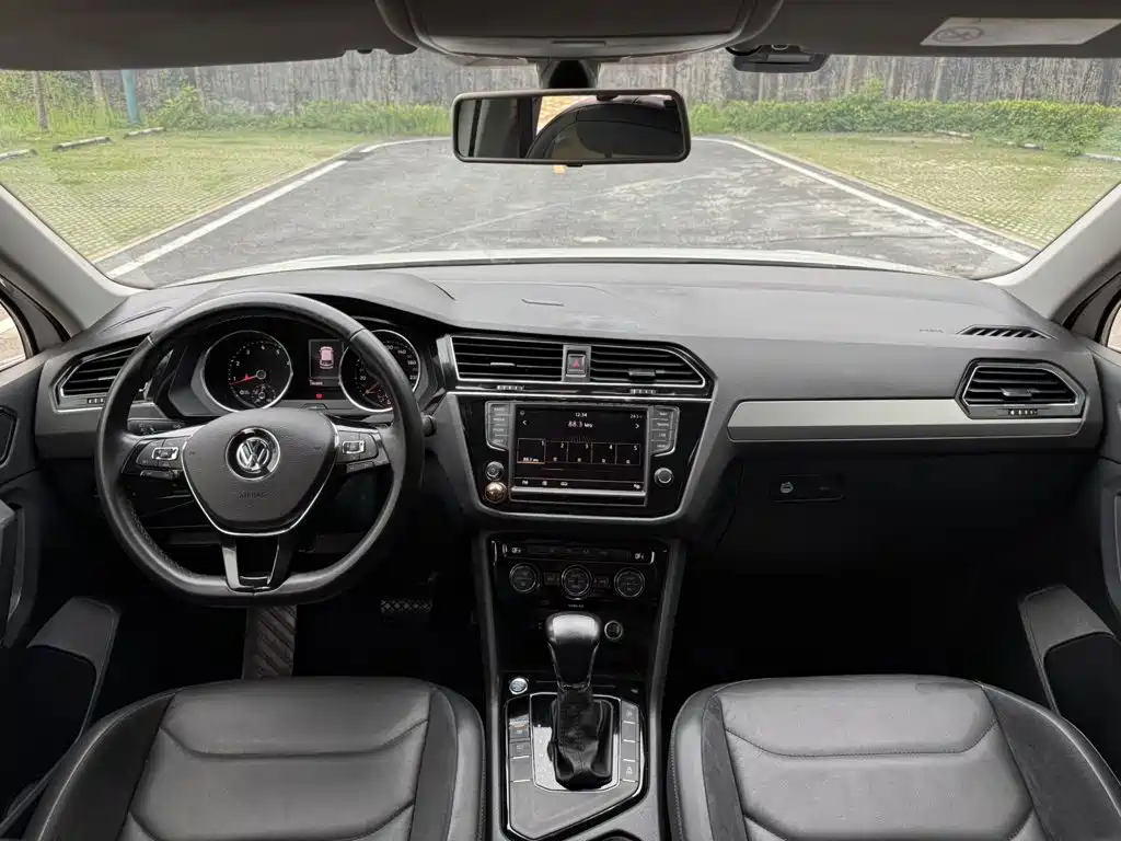 Volkswagen Tiguan L 2017